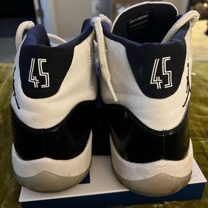 Jordan’s 11’s good condition